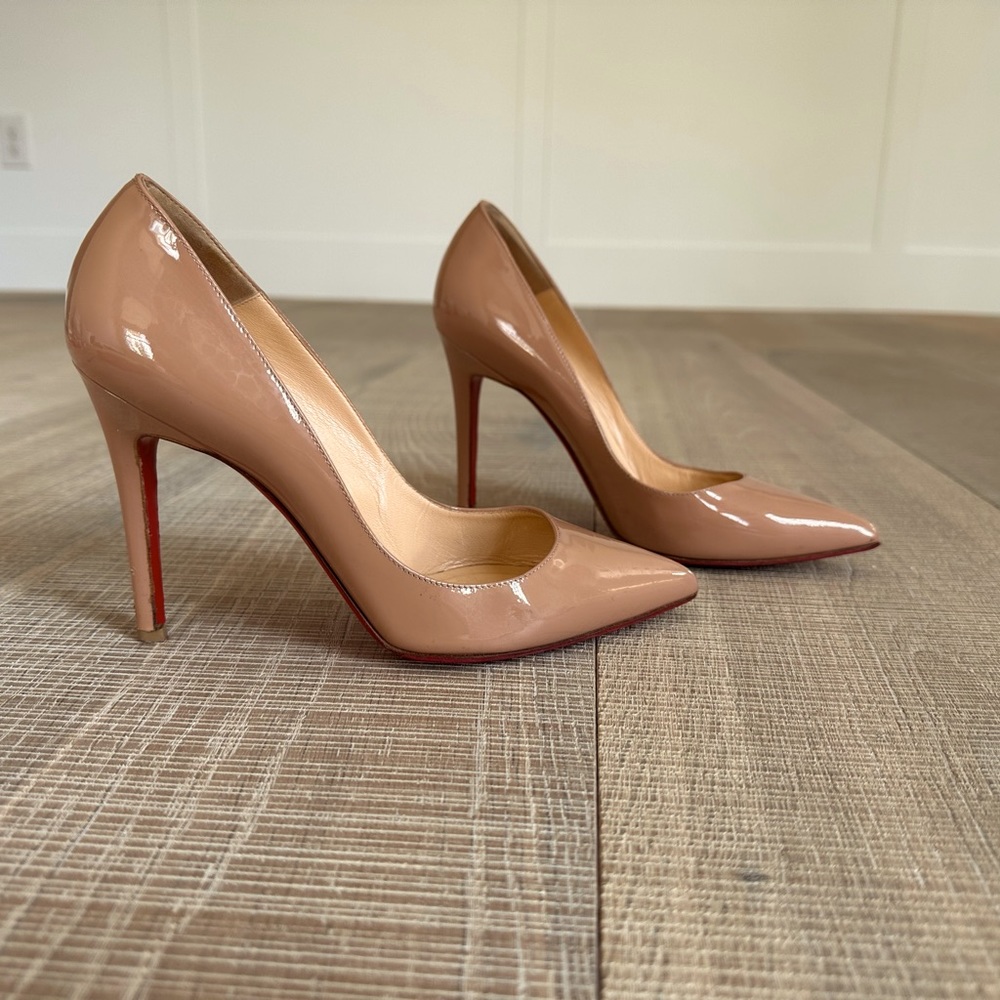 Christian Louboutin Pigalle 100 Nude Patent heels